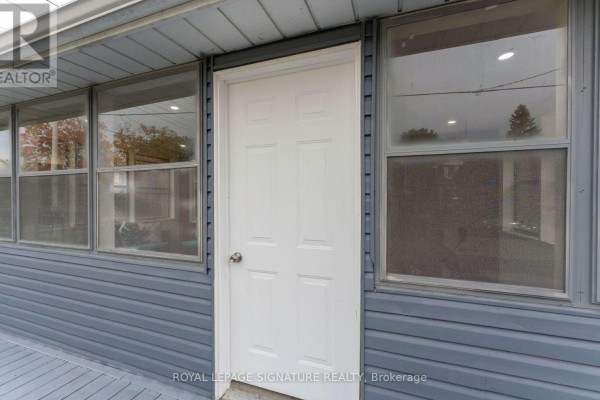 Bedroom - 317 Gliddon Avenue, Oshawa, ON L2H1Z2 Photo 4