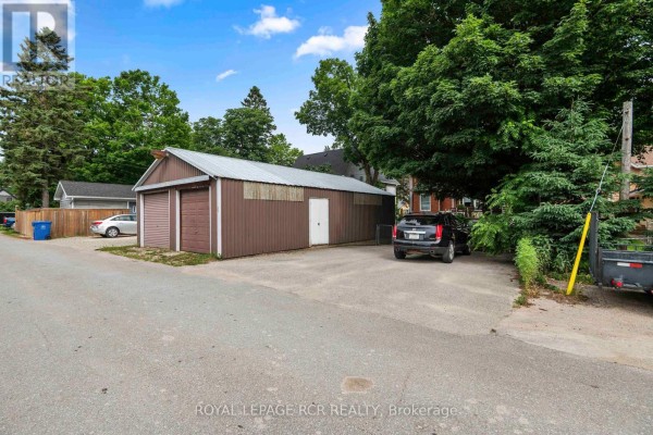317 Main Street E, Shelburne, ON, photo 2