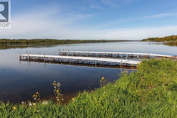 317 Minnewaukan Road, Tillicum Beach, AB, photo 3