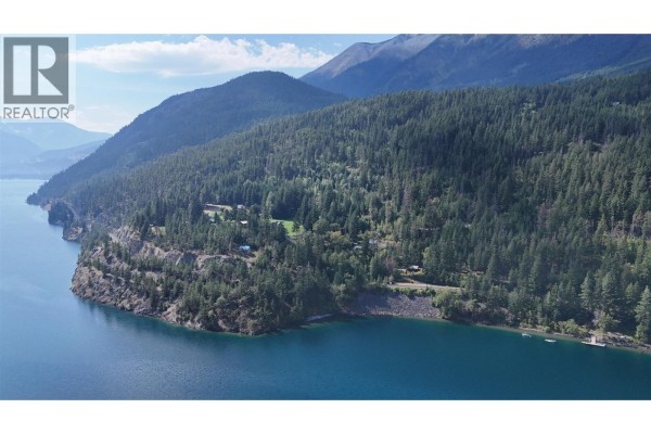 3170 Ponderosa Road, Pemberton, BC V0N1L0 Photo 2