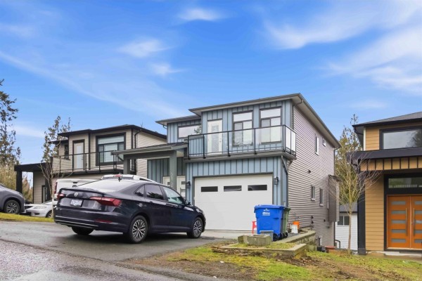 31705 Upland Crescent, Abbotsford, BC V2T2G4 Photo 3