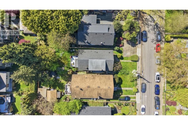 3174 W 5th Avenue, Vancouver, BC V6K1V2 Photo 3