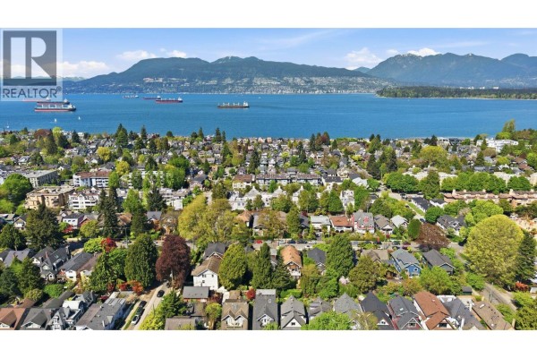 3174 W 5th Avenue, Vancouver, BC V6K1V2 Photo 4
