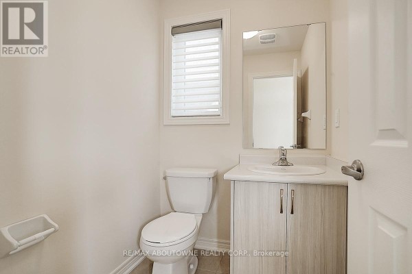 Primary Bedroom - 3175 Crystal Drive, Oakville, ON L6M0W8 Photo 4