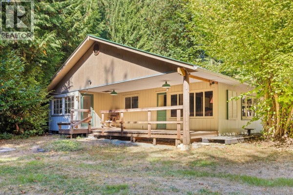 3175 Plumtree Rd, Cobble Hill