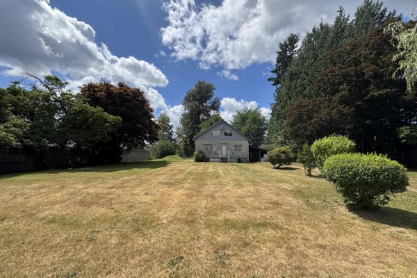 3177 Lefeuvre Road, Abbotsford, BC V4X1M5 Photo 2
