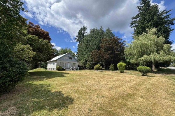3177 Lefeuvre Road, Abbotsford, BC V4X1M5 Photo 4