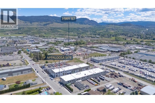 3179 Appaloosa Road Unit# 3, Kelowna, BC V1V2G9 Photo 5