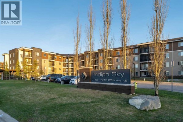 Living room - 318, 7210 80 Avenue Ne, Calgary, AB T3J0N7 Photo 5
