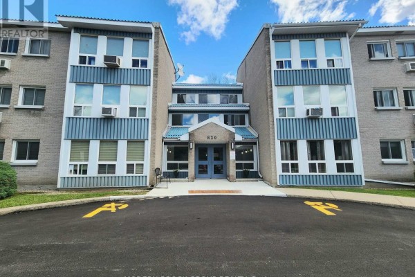 Kitchen - 318 - 820 Laurier Boulevard, Brockville, ON K6V6Z2 Photo 3