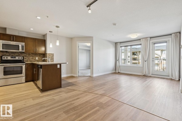 #318 1031 173 St Sw Sw, Edmonton, AB T6W3E4 Photo 5