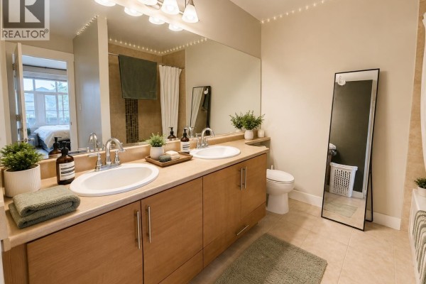318 1211 Village Green Way, Squamish, BC V8B0R7 Photo 5
