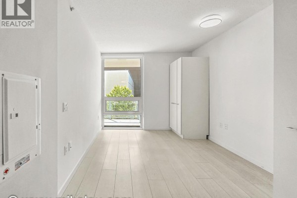 318 180 E 2nd Avenue, Vancouver, BC V5T0K4 Photo 3