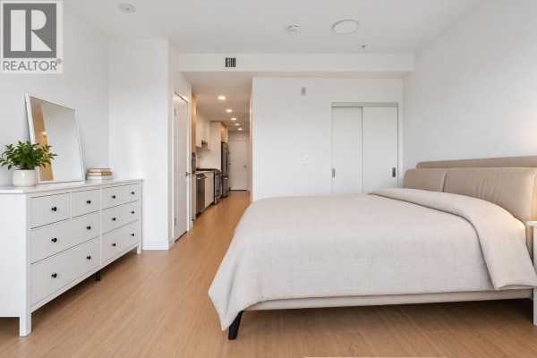 318 2450 Garden Drive, Vancouver, BC V5K0K1 Photo 5