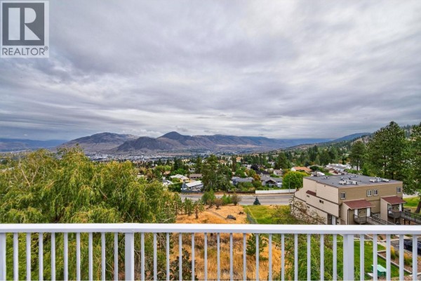 Bedroom - 318 Gleneagles Drive, Kamloops, BC V2E1Z4 Photo 2