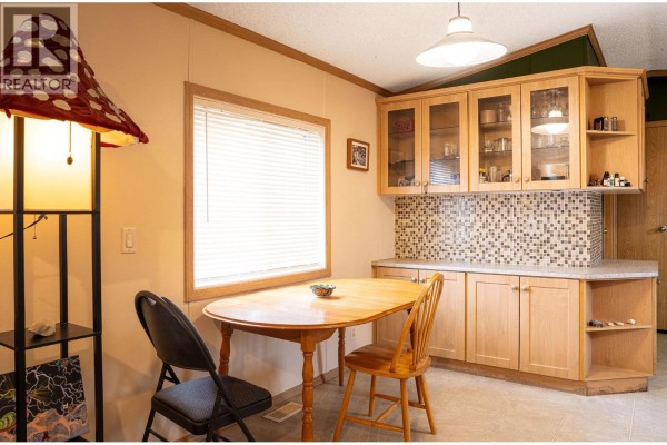 Living room - 318 Humbert Street Unit# 1, Revelstoke, BC V0E2S0 Photo 5