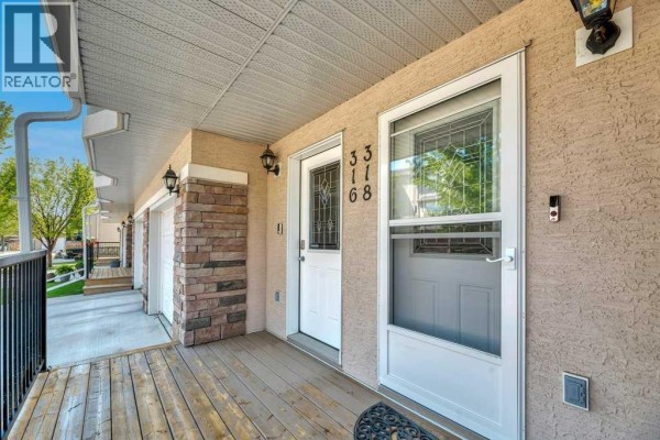 Living room - 318 Strathcona Circle, Strathmore, AB T1P0B1 Photo 4