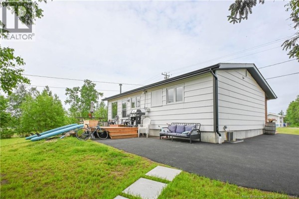 Kitchen - 3180 Alcide Street, Tracadie, NB E1X1A5 Photo 5