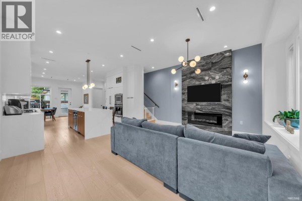 3180 Graveley Street, Vancouver, BC V5K3K6 Photo 5