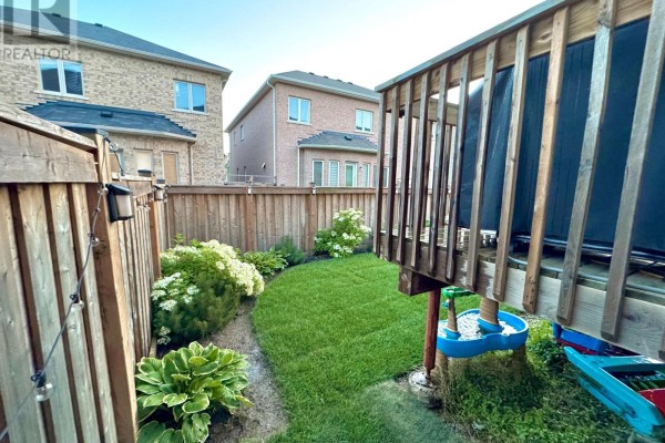 3184 Meadow Marsh Crescent, Oakville, ON, photo 3