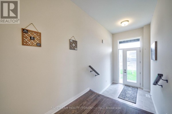 Bedroom 2 - 3185 Searidge Street, Severn, ON L3V8R1 Photo 5