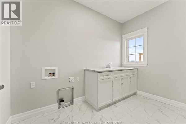 Laundry room - 3185 Tullio Drive, Lasalle, ON N9H1H3 Photo 5