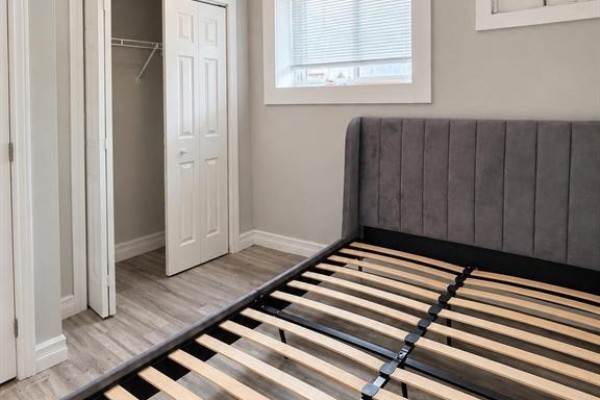 3186 Wyandotte Street Unit# 1, Windsor, ON N8X1X6 Photo 5