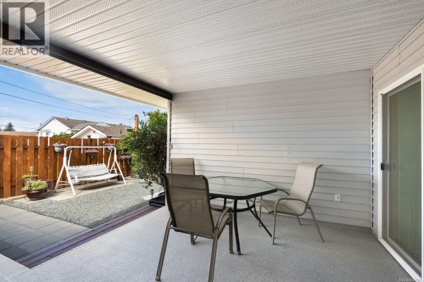 Primary Bedroom - 3187 Moorfield Rd, Duncan, BC V9L4M6 Photo 5
