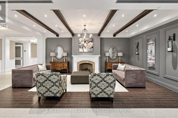 Living room - 319 - 80 Burns Boulevard, King, ON L7B0B3 Photo 3