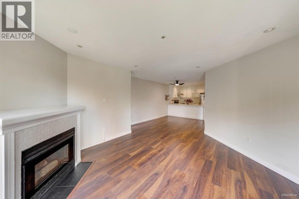 319 1219 Johnson Street, Coquitlam, BC V3B7L5 Photo 5