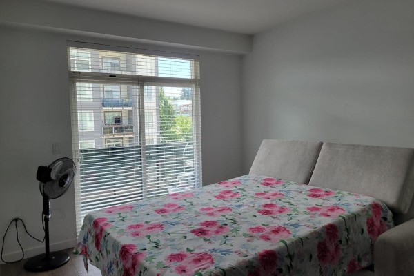 319 13623 81a Avenue, Surrey, BC V3W3N7 Photo 5