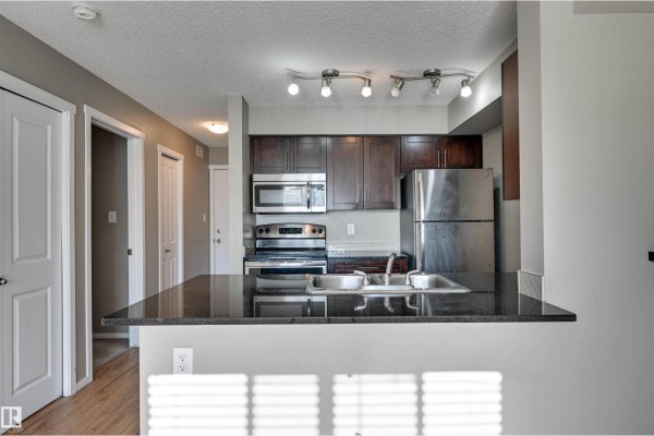 #319 18126 77 St Nw, Edmonton, AB T5Z0N7 Photo 5
