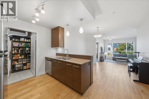 319 2343 Atkins Avenue, Port Coquitlam, BC V3C1Y7 Photo 2