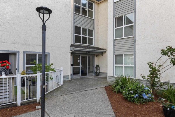319 32850 George Ferguson Way, Abbotsford, BC V2S7K1 Photo 5