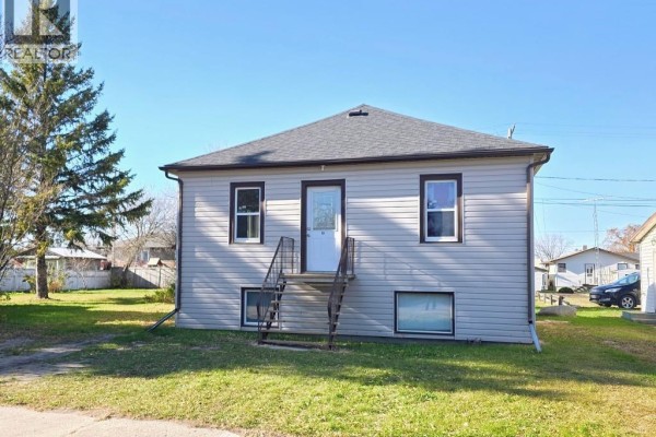 Bedroom - 319 9th Street, Humboldt, SK S0K2A0 Photo 2