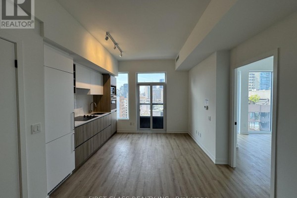 319 Jarvis Street, Toronto, ON L3V2A7 Photo 2