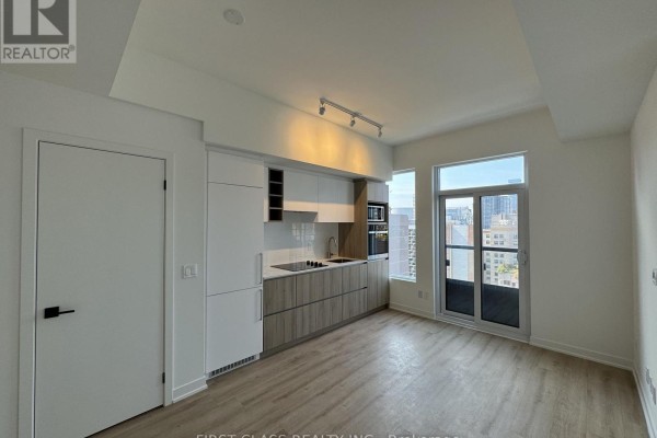 319 Jarvis Street, Toronto, ON L3V2A7 Photo 3