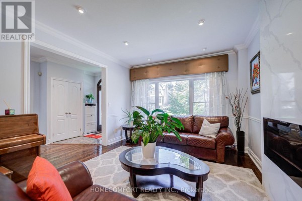 Dining room - 319 Rumsey Road, Toronto, ON M4G1R6 Photo 4