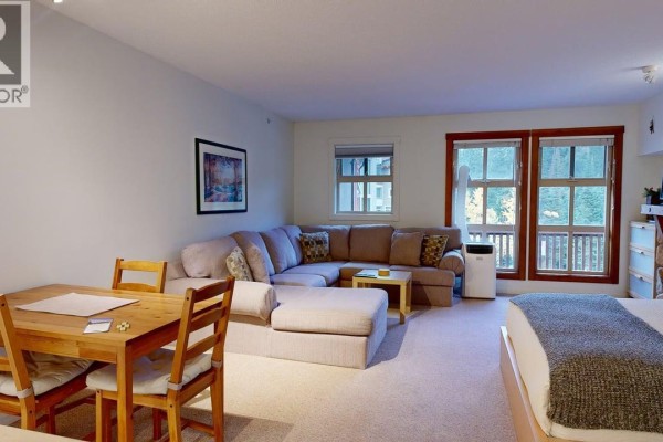 3190 Creekside Way Unit# 423, Sun Peaks, BC V0E5N0 Photo 5