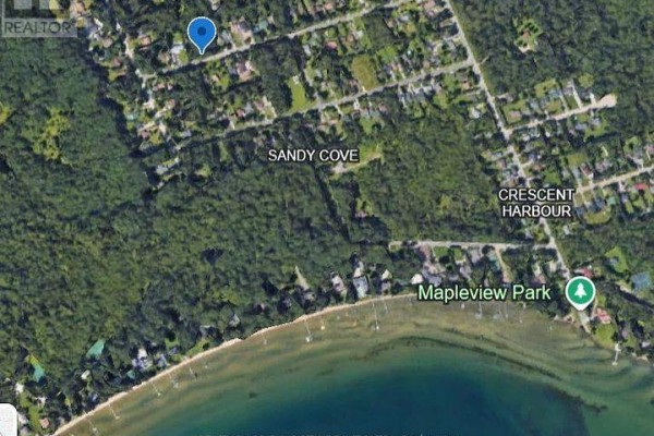 3196 Beach Avenue, Innisfil, ON, photo 2