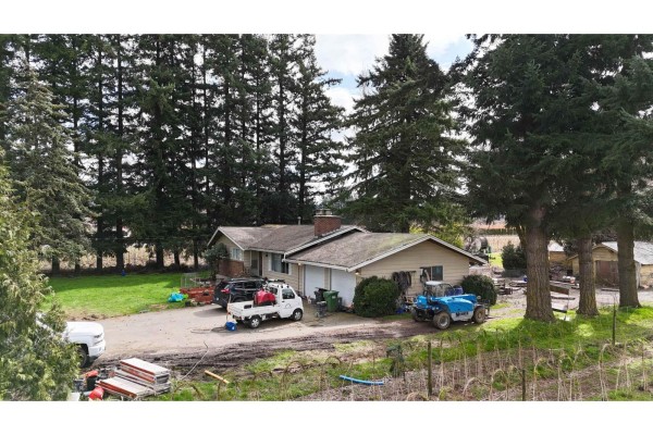 31964 Huntingdon Road, Abbotsford, BC V2T6B8 Photo 3