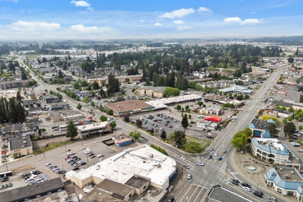 31992 South Fraser Way, Abbotsford, BC V2T1V6 Photo 4