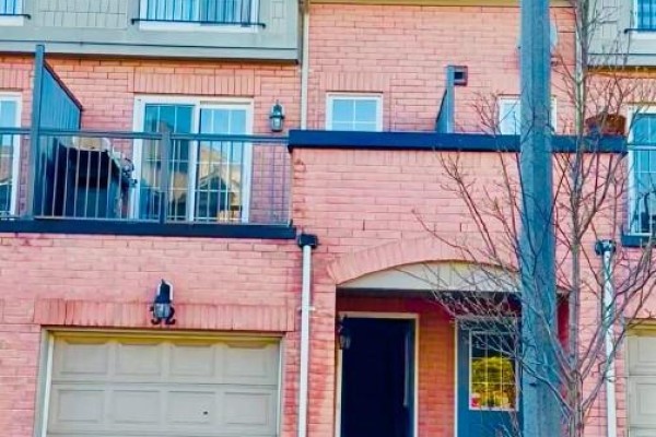 32 - 1100 Begley Street, Pickering, ON L1W4B3 Photo 3