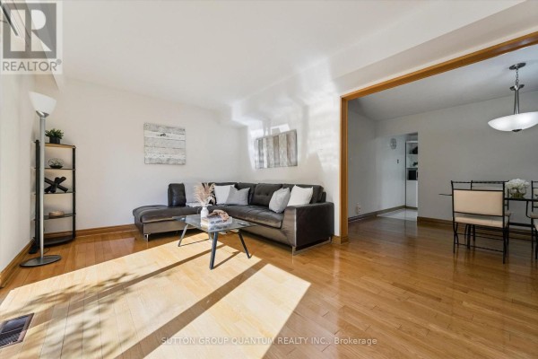 Primary Bedroom - 32 - 13 Burnt Meadoway, Toronto, ON M2H2V2 Photo 4