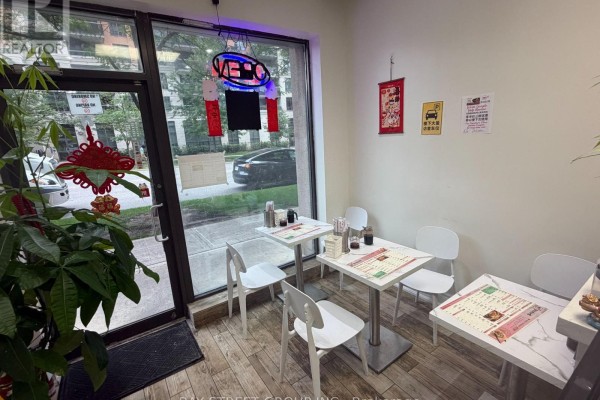 32 - 15 Northtown Way, Toronto, ON, photo 2