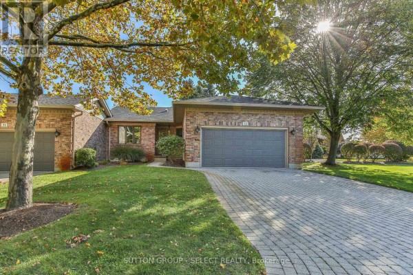 Living room - 32 - 30 Doon Drive, London North, ON N5X3X2 Photo 2