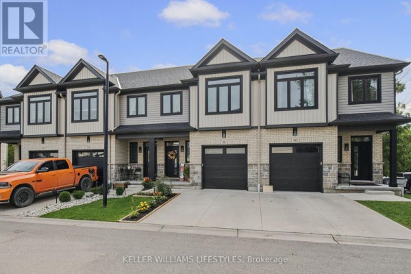 Kitchen - 32 - 601 Lions Park Drive, Strathroy Caradoc, ON N0L1W0 Photo 2