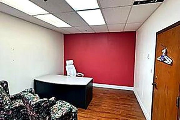 32 - 8560 Torbram Road, Brampton, ON L6T5C9 Photo 3