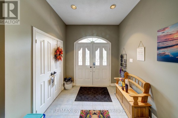 32 1st Lane, Wasaga Beach, ON L9Z2G3 Photo 3