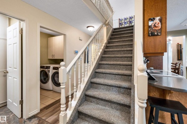 #32 3 Poirier Av, St  Albert, AB, photo 2